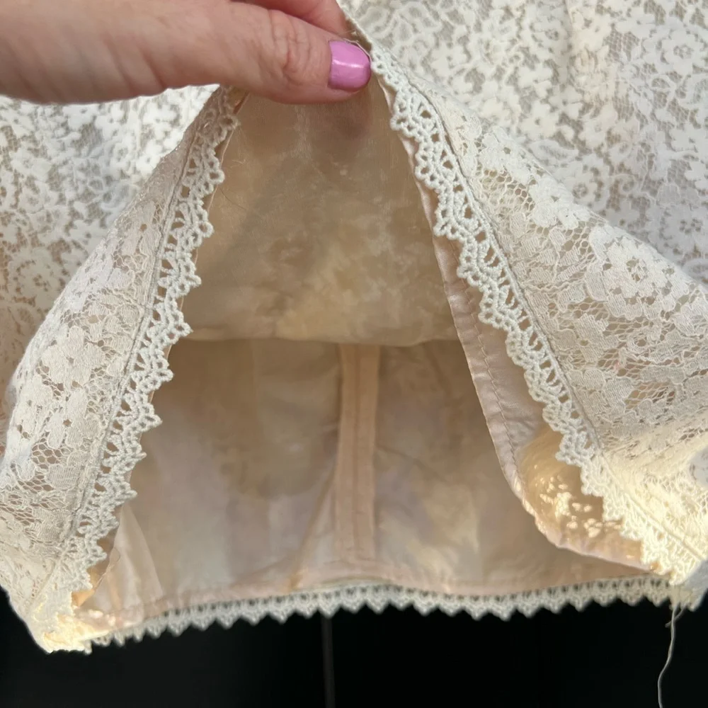 Womens Ivory Cream Chic Lace Mini Skirt Size Large (fits like a M). Boho casual - Picture 5 of 8